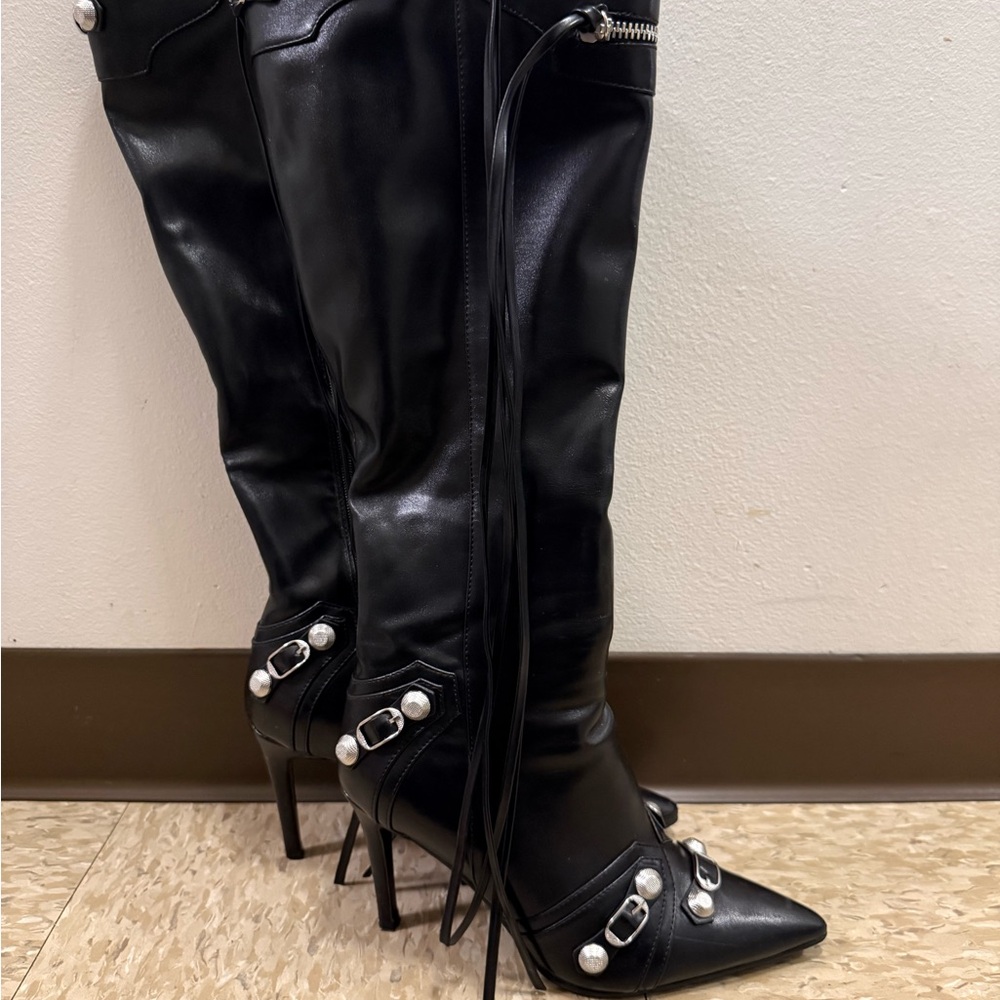 Black Pointed-Toe Knee-High Stiletto Boots with Silver Accent Hardware